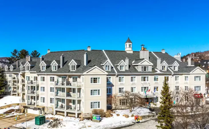 Holiday Inn Express & Suites - 1