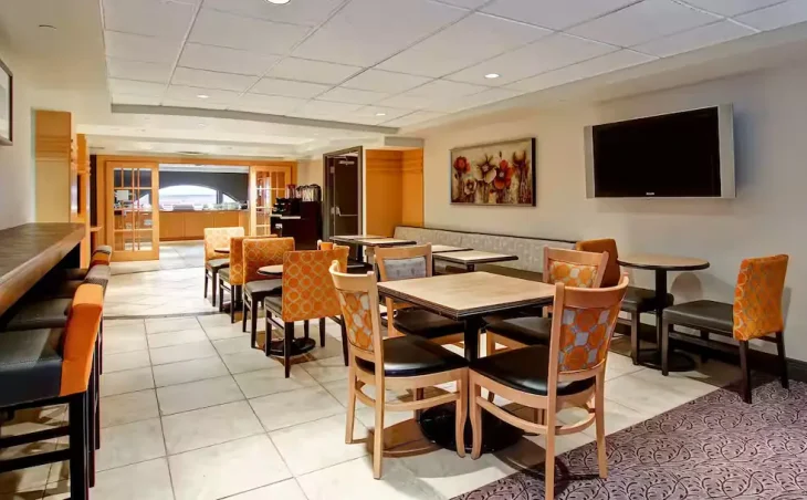 Homewood Suites by Hilton - 12