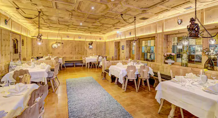 KOSIS Sports Lifestyle Hotel - 3