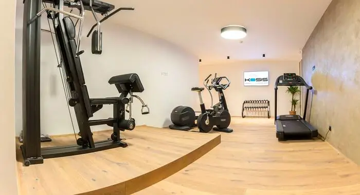 KOSIS Sports Lifestyle Hotel - 13