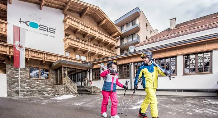 KOSIS Sports Lifestyle Hotel - 22