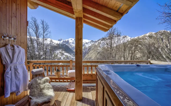 Chalet Aphylla (Self-Catered) - 2