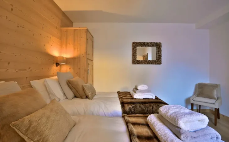 Chalet Aphylla (Self-Catered) - 9