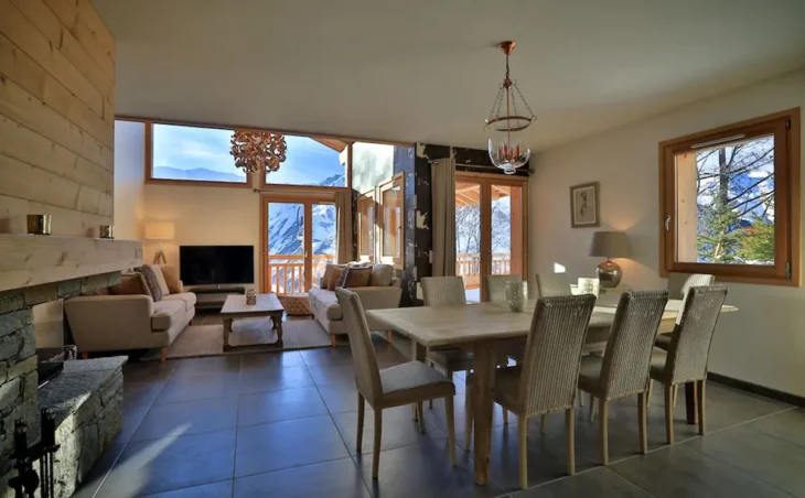 Chalet Aphylla (Self-Catered) - 4