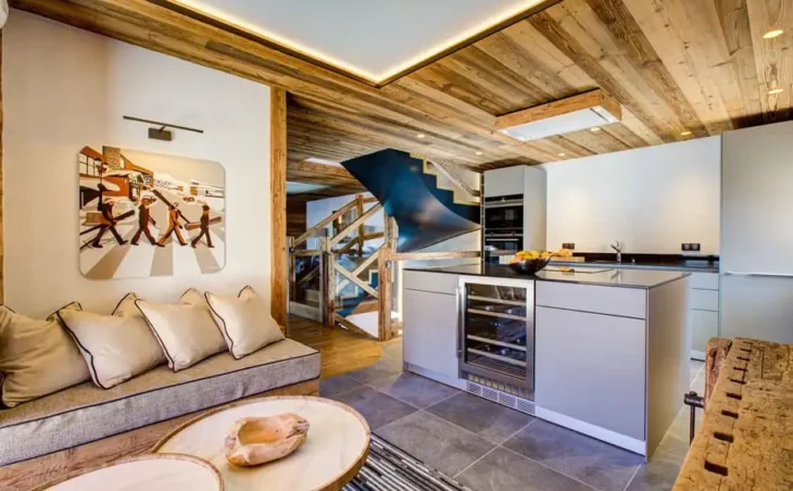 Chalet Chez Bugi (Catered) - 10