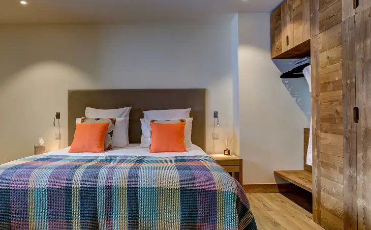 Chalet Constantia (Catered) - 14