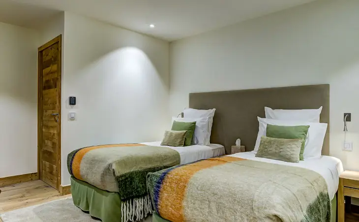 Chalet Constantia (Catered) - 15