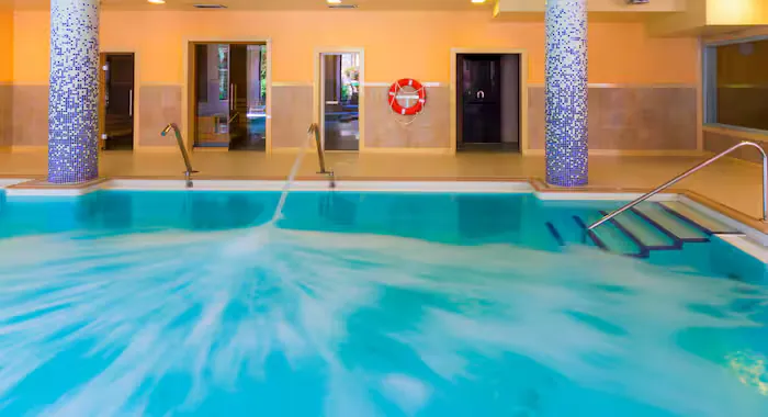 Rutllan Hotel and Spa - 2