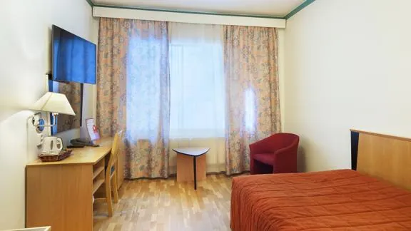 Holiday Club Hotel (Santa Break) - 3