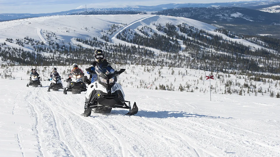 Skimobiles - Stoten Ski Holidays Sweden