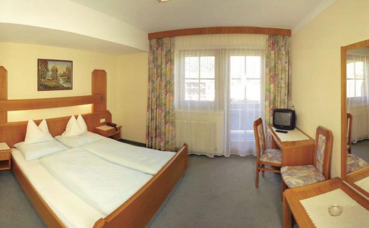 Hotel Simmerlwirt in Niederau , Austria image 10