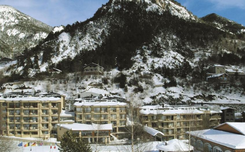 Hotel St Gothard in Arinsal , Andorra image 1
