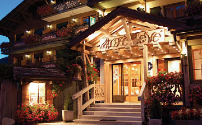 Hotel Alte Neve in Morzine , France image 1
