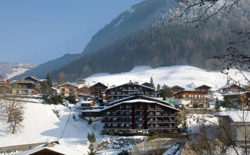 Ski Hotel Le Petit Dru in Morzine , France image 1