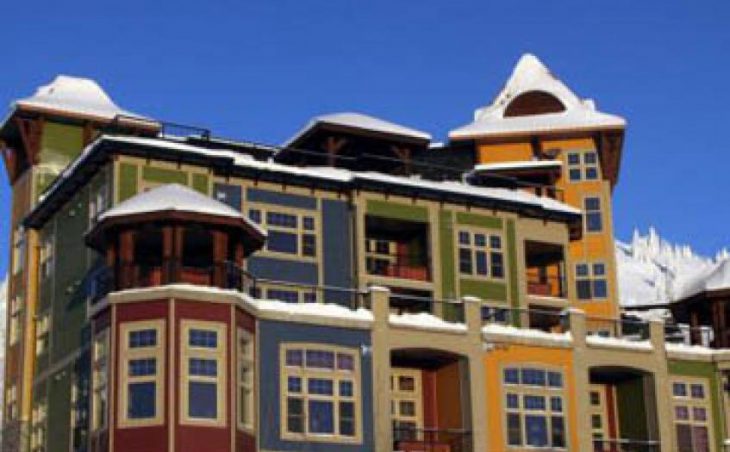 Snowbird Lodge in Silver Star , Canada image 1