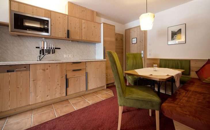 Hotel Garni Schonblick in Obergurgl , Austria image 2 